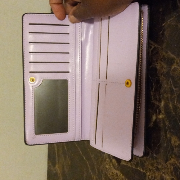 Wallet - Picture 4 of 4